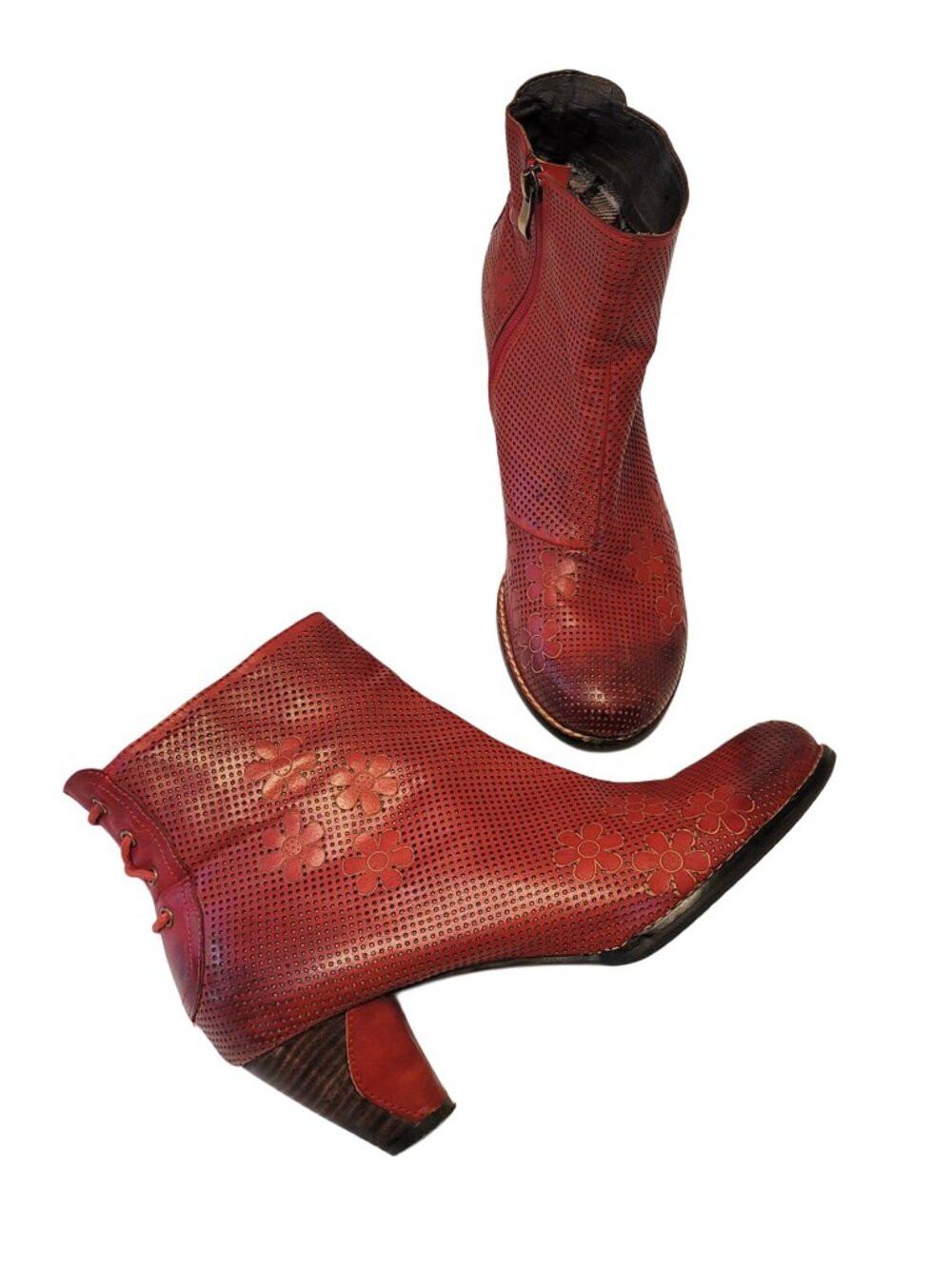 L'Artiste Spring Step Teca Floral Perforated Heeled Ankle Boots 41
